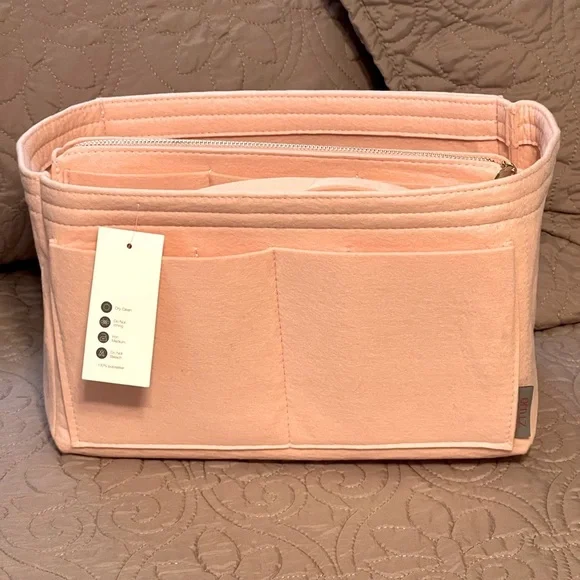 LV Neverfull MM Organizer - Picture 6 of 8